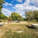 Holiday home 6 - Persoons Area 16
