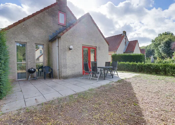 6 - Persoons Area 16 بيت للعطل Ewijk